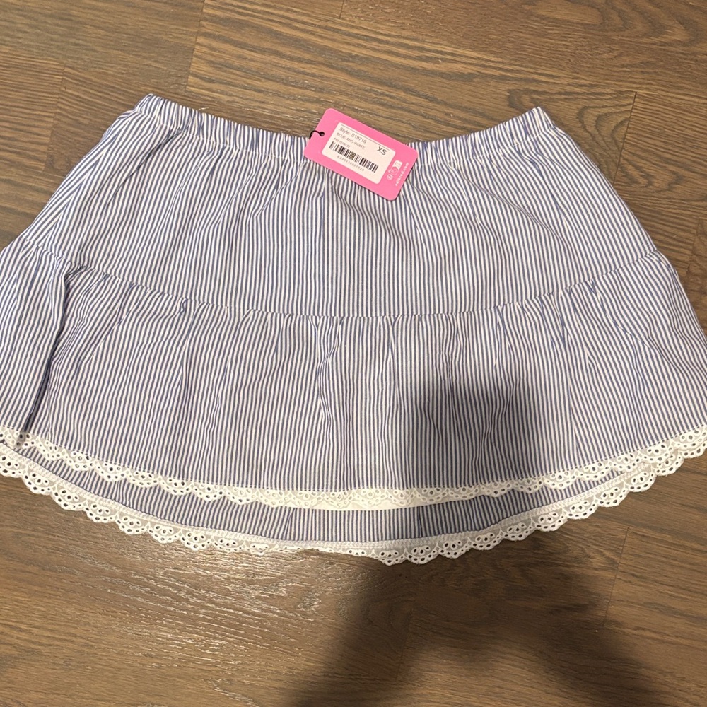 Edickted Dora Striped Linen Look Mini Skirt